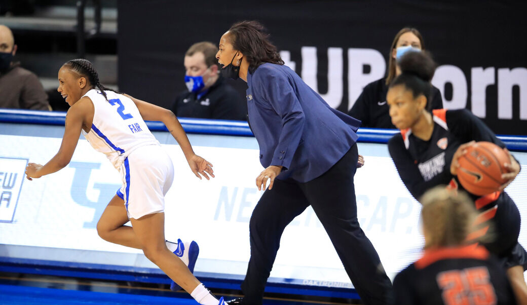 UB 82, Bowling Green 74